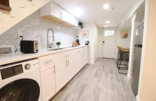 Kingman Park House | Studio Apartment near RFK fields