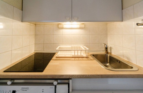 Villarembert Apartment | Studio Apartment "Pied des Pistes" with Mountain View & Shared Pool