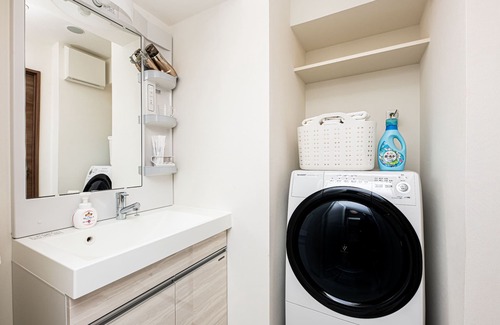 Hakata-ku Apartment | Studio Apartment with 3 Double Beds for 6 People/Fukuoka Fukuoka