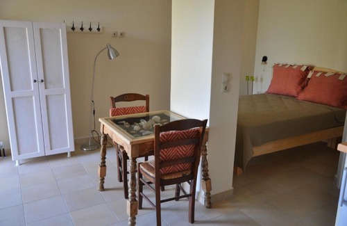 Papa Nero House | Studio appartments near the sea