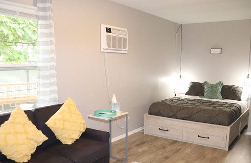 Oswego Apartment | Studio APT | 2 min drive to Downtown Oswego | Fast WIFI