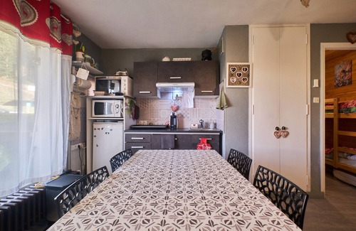 Allevard Apartment | Studio 'At the Foot of the Ski Slopes Collet' with Balcony and Wi-Fi