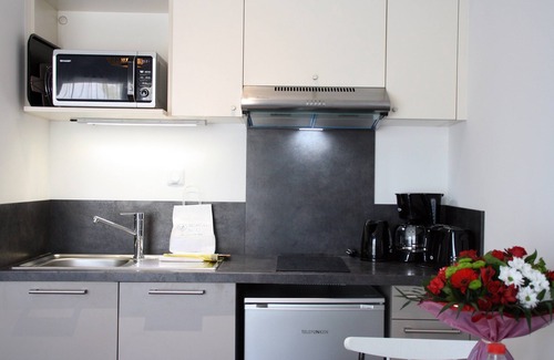 Jonzac Apartment | Studio avec accès gratuit aux Antilles !