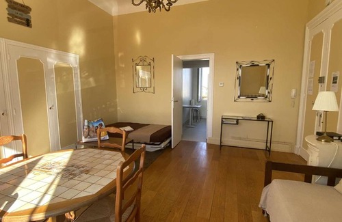 Biarritz City Centre Apartment | Studio Biarritz, 1 pièce, 4 personnes - FR-1-248-56