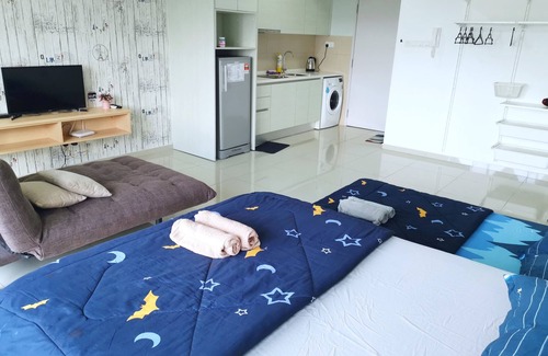 Shah Alam Apartment | studio by utopia guest house