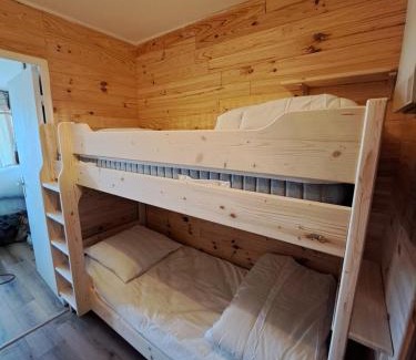 Font-Romeu-Odeillo-Via Apartment | Studio cabine 4 couchages, vue face aux montagnes