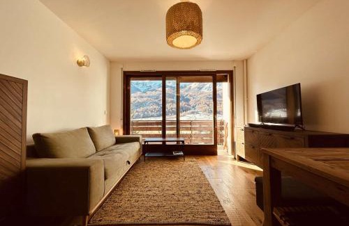 Monetier-les-Bains Apartment | Studio cabine 4 pers. à Monêtier-les-Bains, parking, balcon avec vue montagne - FR-1-330F-242