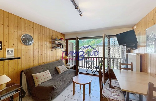 Valloire Apartment | Studio Cabin in center Valloire with Free Wifi