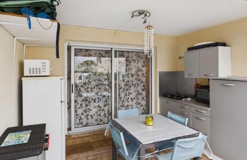 Marseillan Plage Apartment | Studio cabine avec terrasse et parking privé à Marseillan-Plage - FR-1-326-852