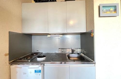 Sete Apartment | Studio cabine lumineux avec parking privé, face à la plage – Sète - FR-1-338-561