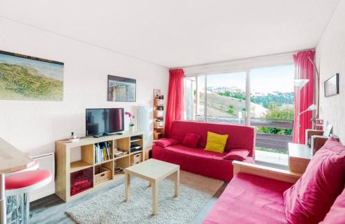 Villard-de-Lans Apartment | Studio cabine rénové avec parking couvert et casier à ski, proche centre - FR-1-515-96