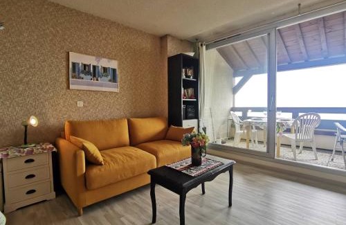 Carnac Apartment | Studio Carnac Plage, 2 pers, Parking, Face Mer - FR-1-377-68