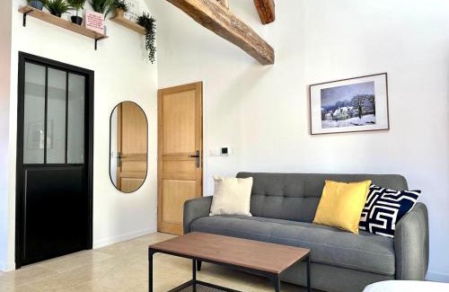 Marly-le-Roi Apartment | Studio Charme et confort 30m2, près de versailles