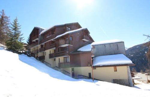 Vallandry Apartment | Studio confortable proche des pistes, balcon, TV et casier à skis - FR-1-411-115