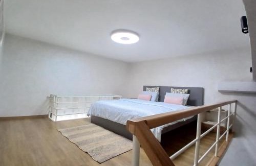 Ain Harrouda Apartment | Studio Cosy avec Mezzanine Piscine et Plage à 5 min à Zenata City