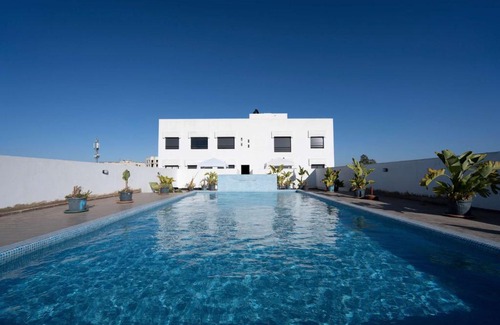 Casablanca Apartment | Studio Cosy avec Piscine et Terrasse
