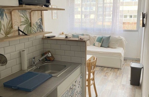 Balaruc-les-Bains Apartment | Studio Cure au bord de l’Etang de Thau