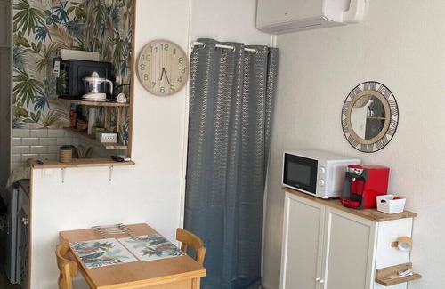 Balaruc-les-Bains Apartment | Studio Cure au bord de l’Etang de Thau