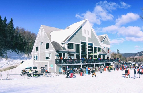 Notre-Dame-Auxiliatrice-de-Buckland Apartment | Studio de Ski 64-2 - Studio Mont du Midi
