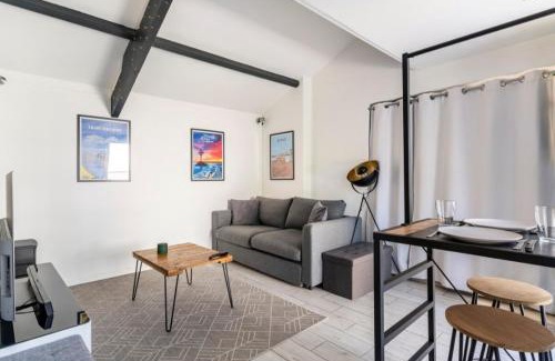 Donges House | Studio de la petite Escapade