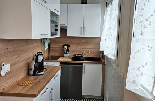 Saint-Igneuc Apartment | Studio dinard 60 m from l'écluse beach Pets not allowed