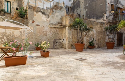 Ortigia Apartment | Studio Dione 130 by Wonderful Italy