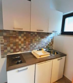 Plomin Apartment | Studio Elvis