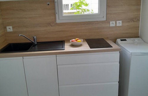 Ouistreham Apartment | Studio en Front de mer Avec Jardin et Parking. Animal de Compagnie Accepté