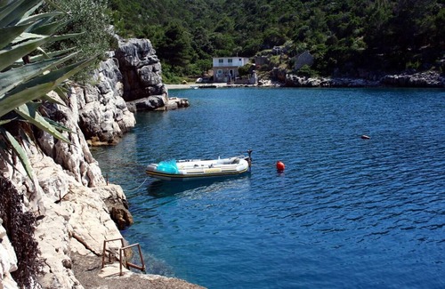 Pokrivenik Apartment | Studio flat near beach Cove Pokrivenik, Hvar (AS-5231-e)