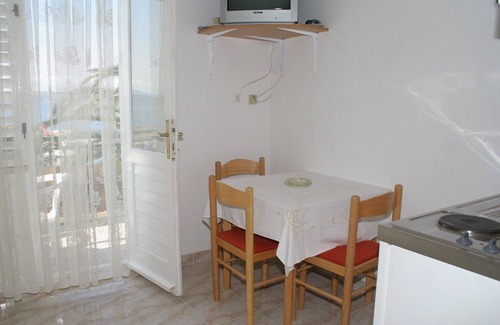 Igrane Apartment | Studio flat near beach Igrane, Makarska (AS-2679-a)