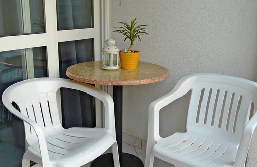Drvenik Apartment | Studio flat with balcony and sea view Drvenik Donja vala, Makarska (AS-6756-a)