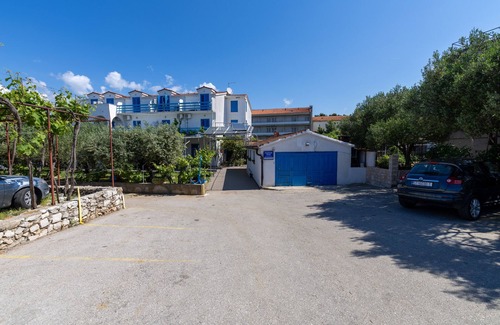 Sucuraj Apartment | Studio flat with balcony Sućuraj, Hvar (AS-6852-b)