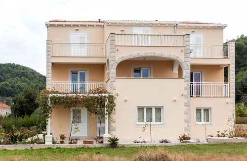 Lopud Island Apartment | Studio flat with balcony and sea view Lopud, Elafiti (AS-14013-a)