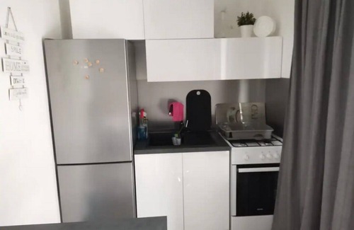 Gdinj Apartment | Studio flat with terrace Cove Medvidina, Hvar (AS-22019-a)