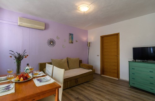 Marina Apartment | Studio flat with terrace Marina, Trogir (AS-14258-a)