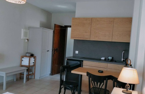 Platania Apartment | Studio for 2 pers. on the first floor - with sea view #No. 3