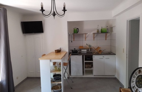 Fayence Apartment | Studio for rent St Cassien lake
