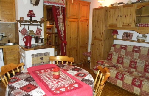 Montclar Apartment | STUDIO FULL SOUTH Foot Slopes