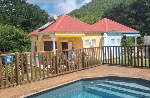 Terre-de-Bas Apartment | Studio-Garden view-Private Bathroom