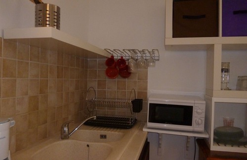 Monticello House | studio in quiet and sunny property near the sea.