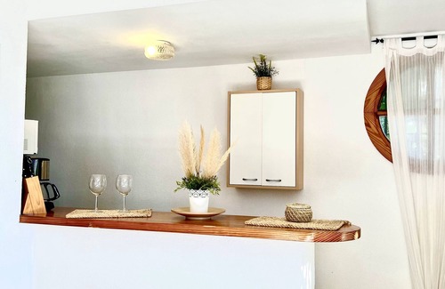 Atlanterra Apartment | Studio in Romantic Beachvilla