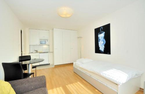 District 6 Apartment | Studio in the heart of Zurich - Crown 35