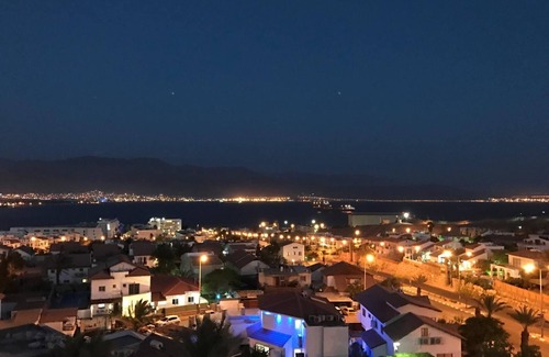 Eilat Apartment | Studio in the luxurious Amdar Residence, direct Bay view, double bed, pool, Gym