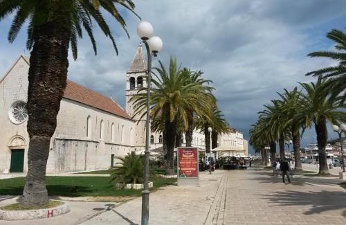 Trogir Apartment | Studio Kairos