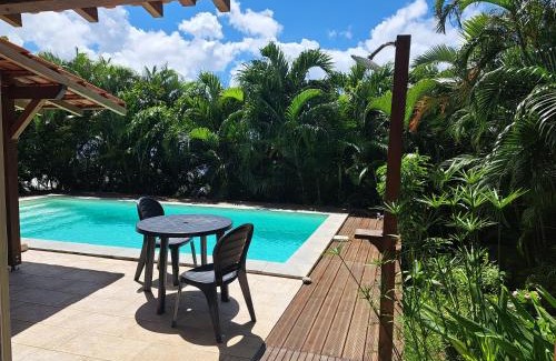 Le Lamentin Apartment | Studio Kerbignon, Piscine privée