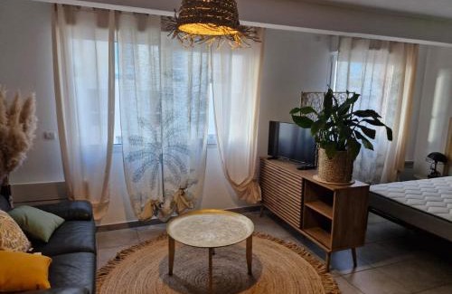 La Gare Apartment | Studio Le Bohème proche gare