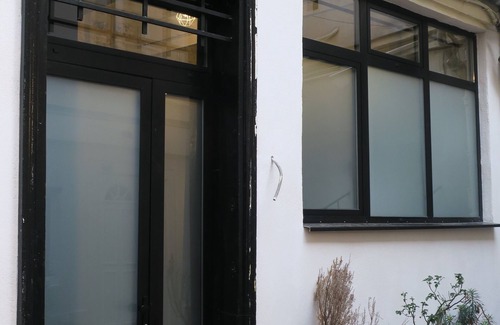 Quartier de la Roquette Apartment | Studio Marais Ménilmontant