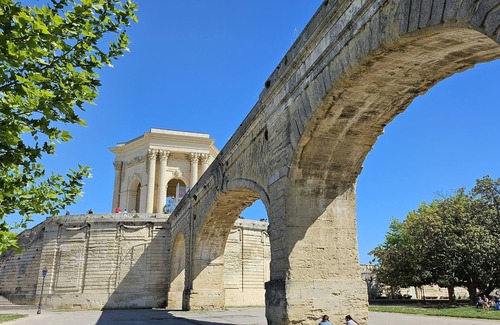 Les Arceaux Apartment | Studio near the city center