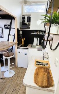 Lazaret Apartment | STUDIO- NICE MONT BORON, PISCINE SUR LA RESIDENCE