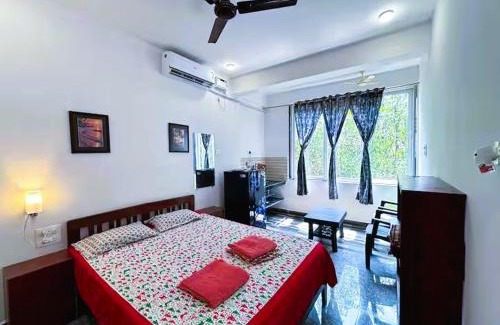 Arambol Apartment | Studio Serinity Cove R-2 by Mukund Sadan Arambol